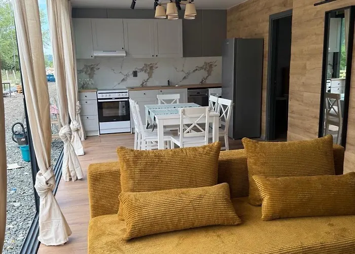 Къмпинг еко *